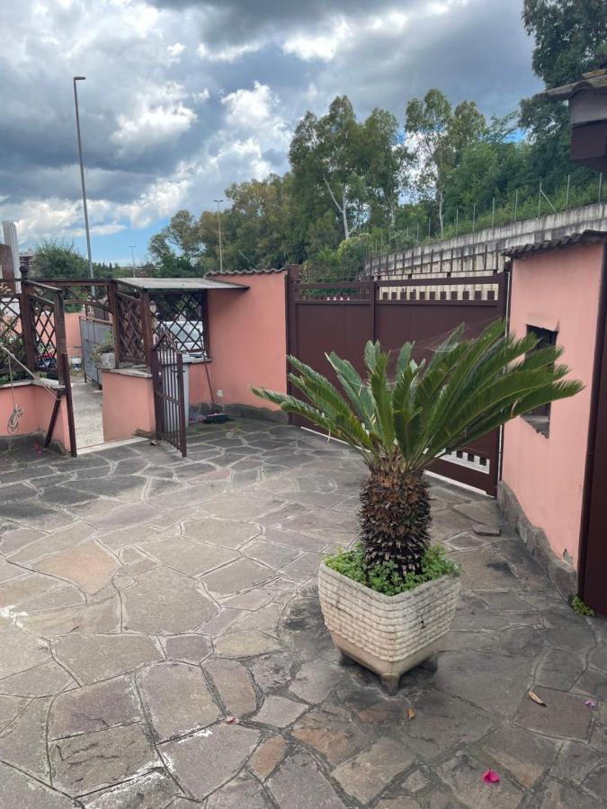 Comodo Loft Vicino La Metro Battistini Con Garage Roma Dış mekan fotoğraf